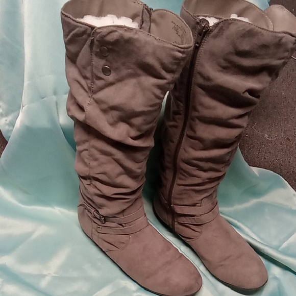 Joe Boxer Over the Knee Gray Boots - Picture 1 of 5